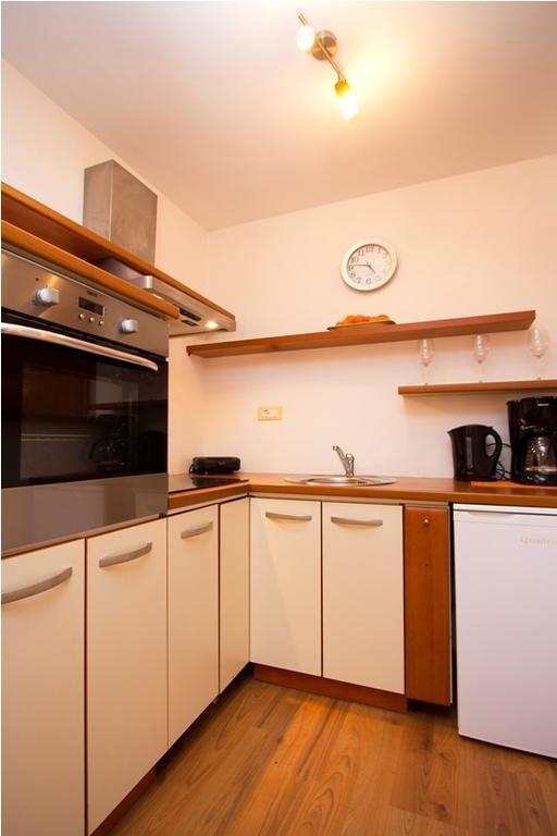 Apartments Matelici Divšići Kamer foto