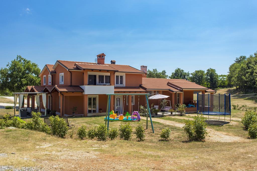 Apartments Matelici Divšići Buitenkant foto