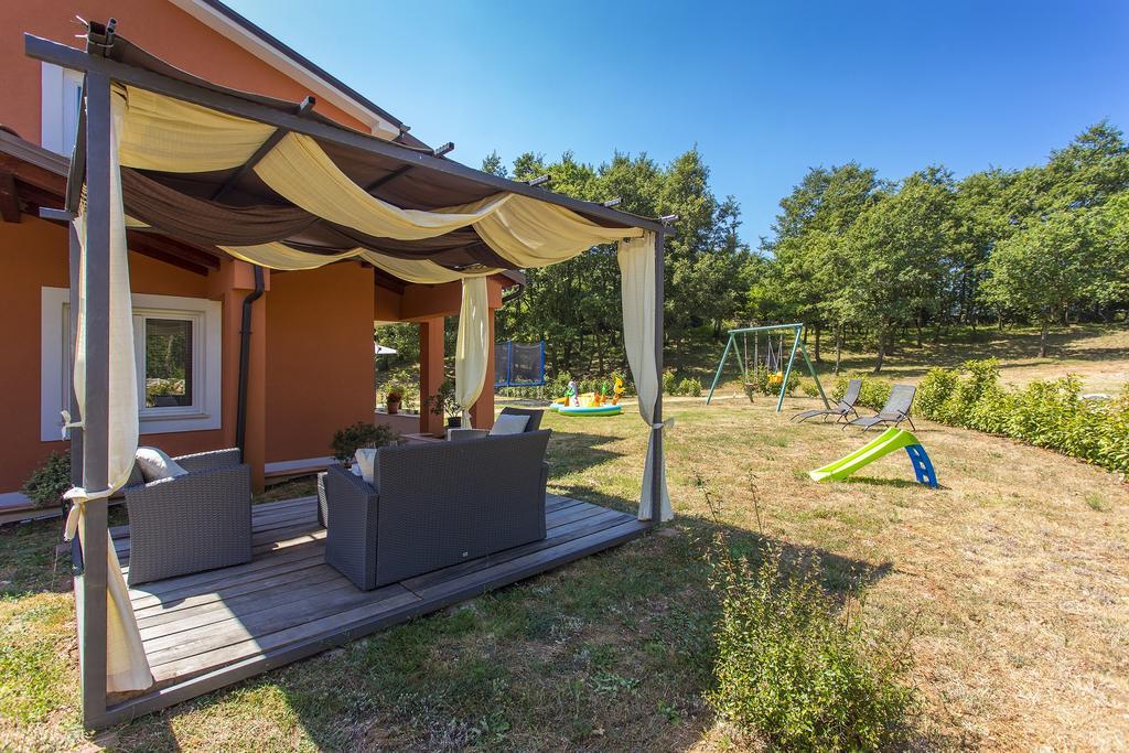 Apartments Matelici Divšići Buitenkant foto